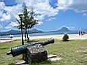 Le Morne vu de la plage de la Preneuse