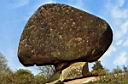 le superbe Peyro Clabado dans le Sidobre ! prs de 800 tonnes en quilibre ...