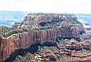 North rim cap royal  au fond la rive Sud (south Rim )